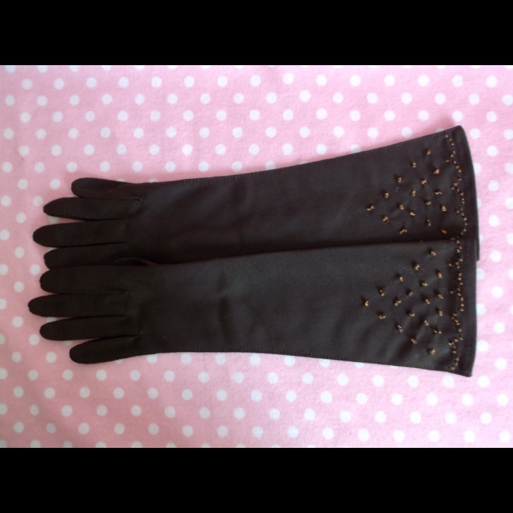 Vtg 1940’s “Saks Fifth Avenue” Brown beaded gloves - Picture 7 of 7